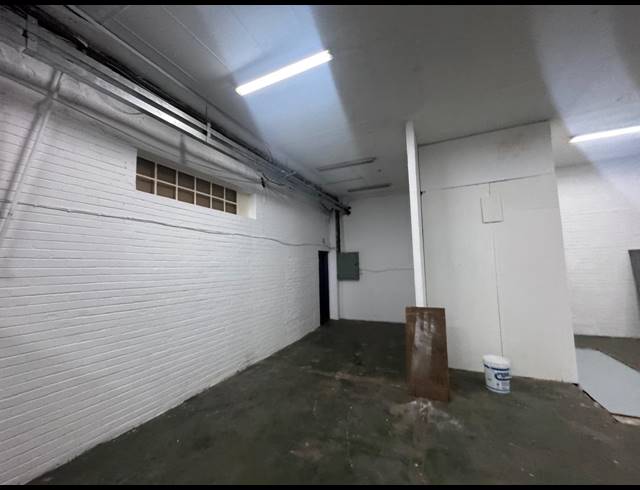 380M² WAREHOUSE TO LET IN WYNBERG